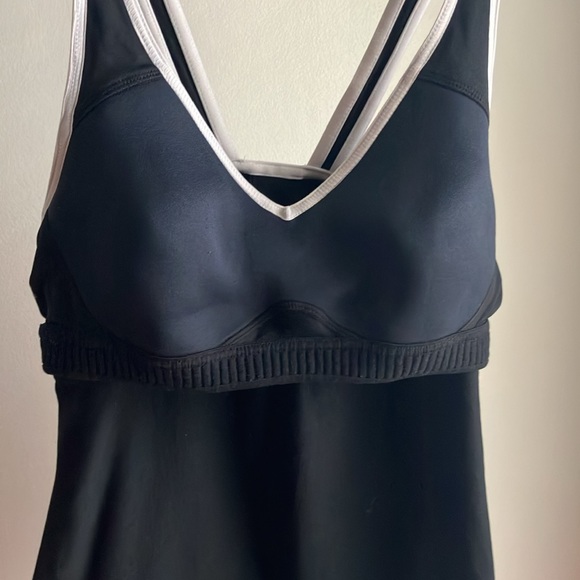 Top - Picture 3 of 5